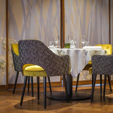 Aux Deux Clefs Hostellerie Groff Biesheim Zewnętrze zdjęcie